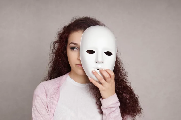 Le masking chez les femmes